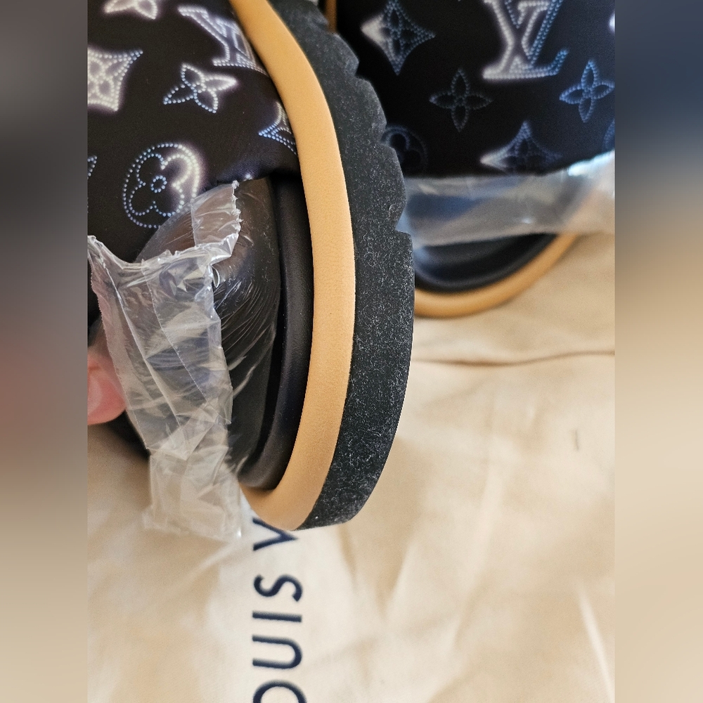 Louis Vuitton Pillow Pool Sandal Size EU40=10US Blue Black - Picture 6 of 16